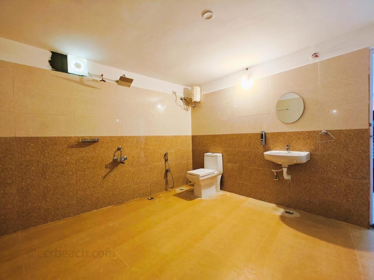 Rini Resort Chennai Exteriör bild